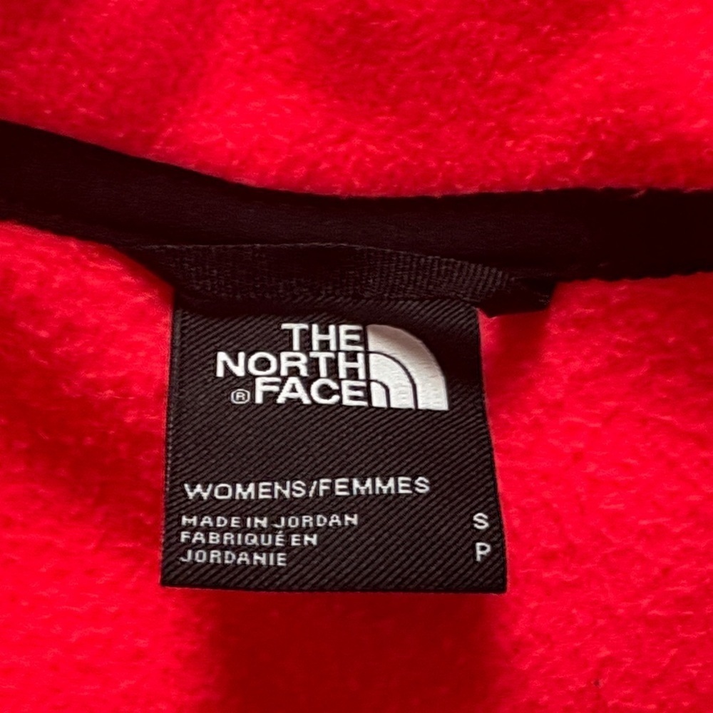 The North Face Vibrant Pink Fleece Jacket - Picture 3 of 5